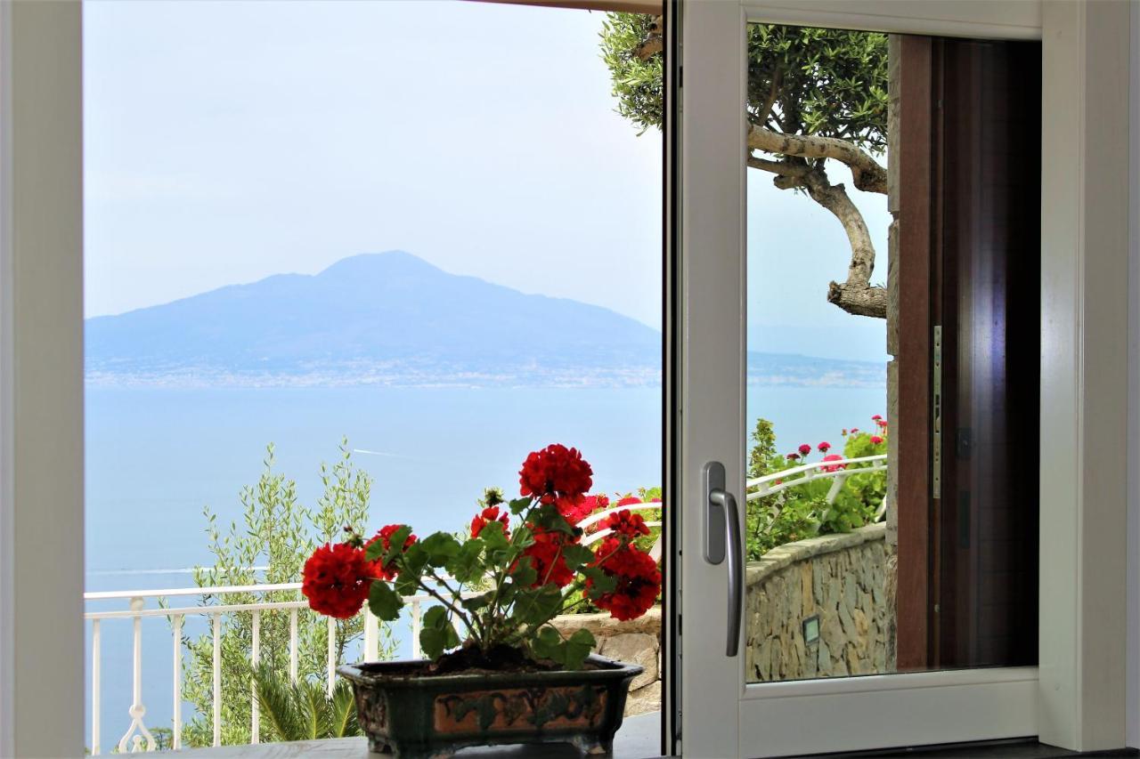 MiraSorrento Exterior foto